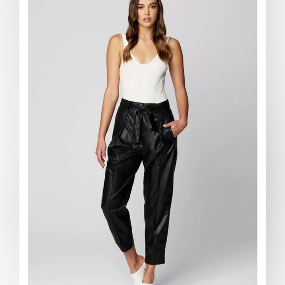 Blank NYC Pants - NWT - BLANK NYC Off the Record Pants - Size 26